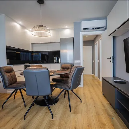 Apartment Gran Capital - Vodolei Garden, Free Parking